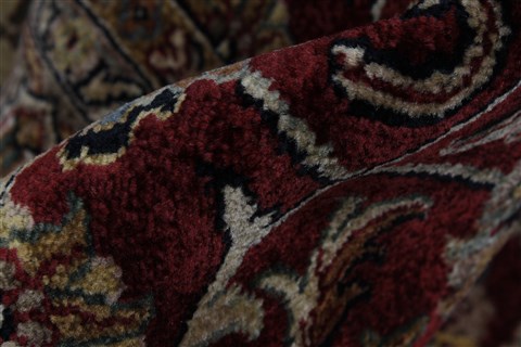 Tabriz Red Hand Knotted 118 X 153 Area Rug 250-24313 Image 7