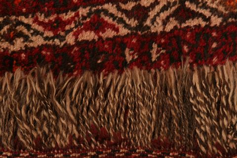 Shiraz Red Hand Knotted 39 X 55  Area Rug 253-24314 Image 8