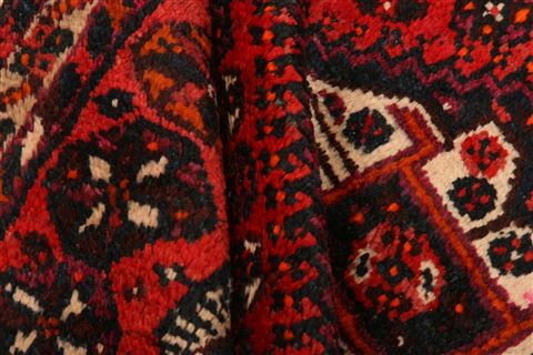 Shiraz Red Hand Knotted 37 X 411  Area Rug 253-24317 Image 3