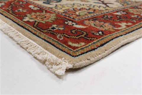 Serapi Beige Runner Hand Knotted 26 X 79 Area Rug 250-24341 Image 5