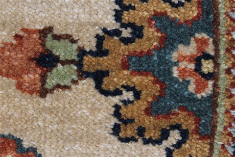 Serapi Beige Runner Hand Knotted 26 X 79 Area Rug 250-24341 Image 8