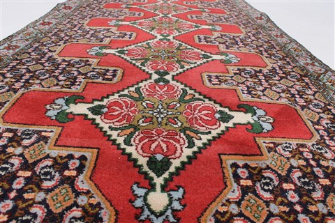 Sanandaj Red Runner Hand Knotted 211 X 84 Area Rug 250-24370 Image 3