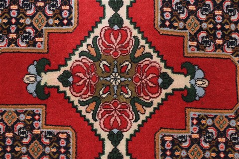 Sanandaj Red Runner Hand Knotted 211 X 84 Area Rug 250-24370 Image 5