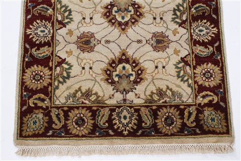 Kashan Beige Runner Hand Knotted 26 X 82 Area Rug 250-24385 Image 4