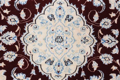 Nain Red Runner Hand Knotted 27 X 84  Area Rug 250-24554 Image 5