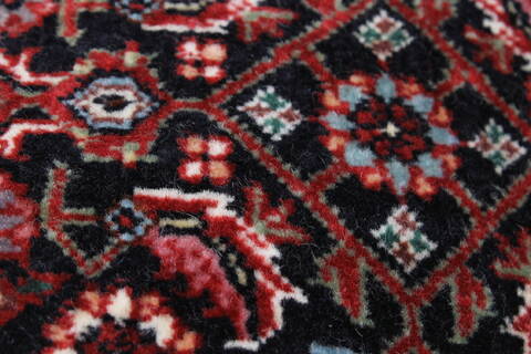 Bidjar Beige Runner Hand Knotted 26 X 68  Area Rug 250-24574 Image 8