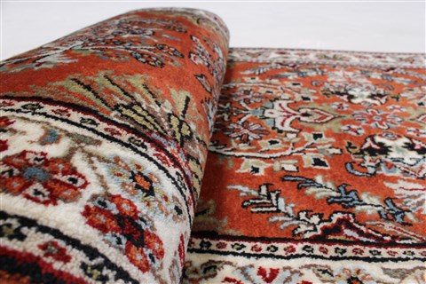 Sarouk Brown Runner Hand Knotted 24 X 82 Area Rug 250-24648 Image 12
