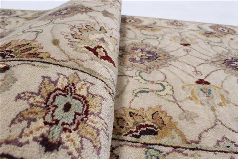 Tabriz Beige Runner Hand Knotted 27 X 81 Area Rug 250-24654 Image 11