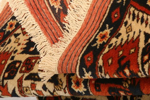 Shiraz Orange Hand Knotted 34 X 59  Area Rug 100-24675 Image 4