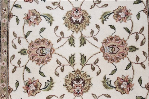 Tabriz Beige Runner Hand Knotted 26 X 80 Area Rug 250-24684 Image 3