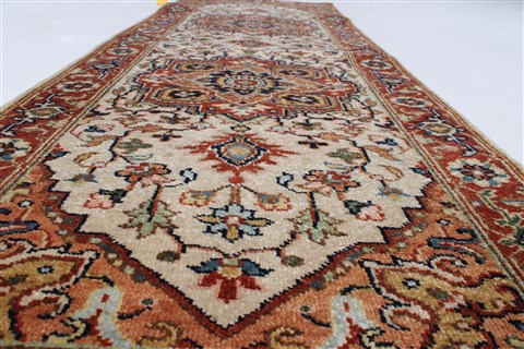 Serapi White Runner Hand Knotted 20 X 60 Area Rug 250-24719 Image 3