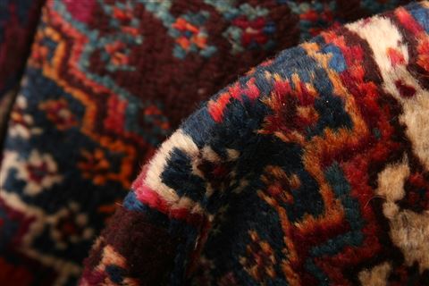 Shiraz Red Runner Hand Knotted 33 X 84  Area Rug 253-24779 Image 2