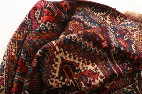 Shiraz Red Runner Hand Knotted 33 X 84  Area Rug 253-24779 Image 3