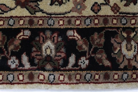 Kashmar Beige Runner Hand Knotted 29 X 61 Area Rug 250-24788 Image 3
