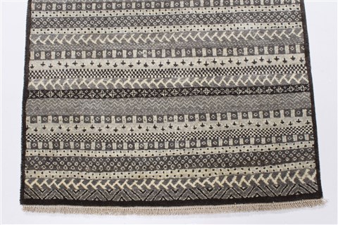 Modern Grey Runner Hand Knotted 26 X 61 Area Rug 250-24807 Image 3