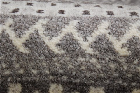 Modern Grey Runner Hand Knotted 26 X 61 Area Rug 250-24807 Image 5