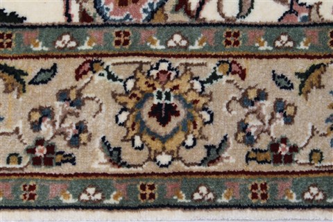 Tabriz Beige Runner Hand Knotted 27 X 59 Area Rug 250-24821 Image 2