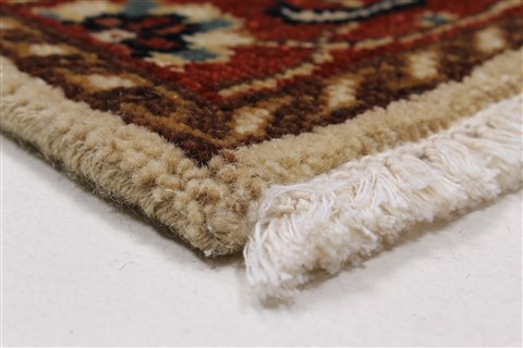 Serapi White Runner Hand Knotted 26 X 60 Area Rug 250-24822 Image 4