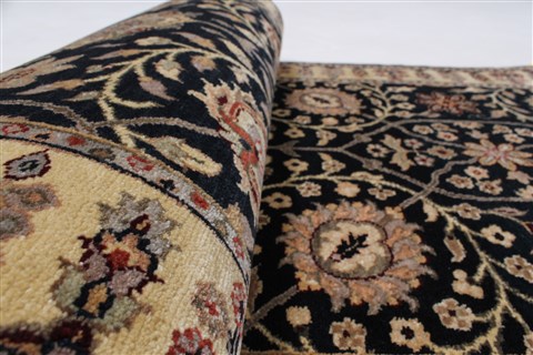 Haji Jalili Black Runner Hand Knotted 28 X 62 Area Rug 250-24854 Image 8