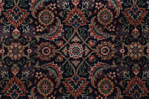 Herati Green Runner Hand Knotted 26 X 103 Area Rug 250-25104 Image 4