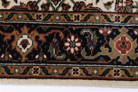 Herati Beige Runner Hand Knotted 27 X 80 Area Rug 250-25113 Image 2