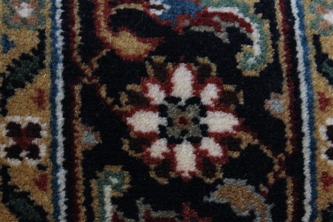 Herati Beige Runner Hand Knotted 27 X 80 Area Rug 250-25113 Image 9
