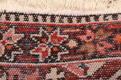 Bakhtiar Red Hand Knotted 105 X 124 Area Rug 100-25158 Image 5