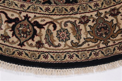 Herati Beige Round Hand Knotted 51 X 51 Area Rug 250-25206 Image 2