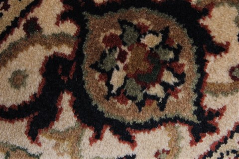 Herati Beige Round Hand Knotted 51 X 51 Area Rug 250-25206 Image 9