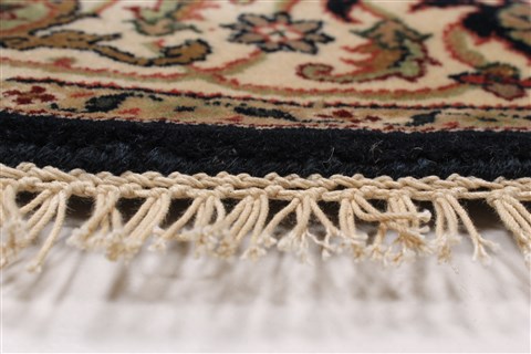 Herati Beige Round Hand Knotted 41 X 41 Area Rug 250-25220 Image 5