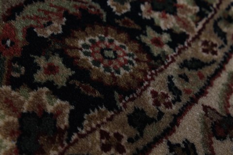 Herati Beige Round Hand Knotted 41 X 41 Area Rug 250-25220 Image 6