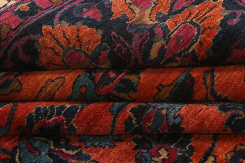 Sarouk Red Hand Knotted 87 X 115 Area Rug 100-25227 Image 6