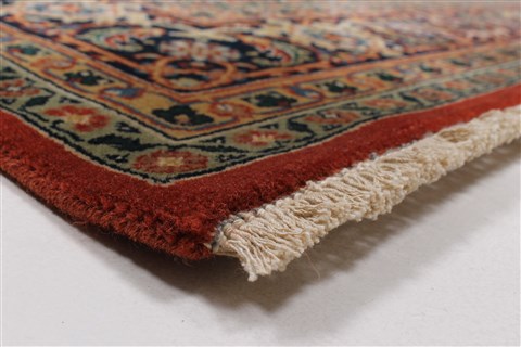 Herati Beige Hand Knotted 51 X 70 Area Rug 250-25277 Image 6