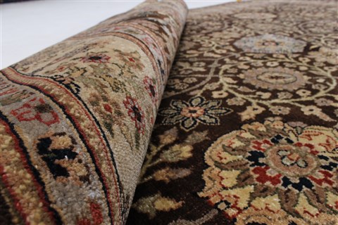 Agra Beige Hand Knotted 50 X 73 Area Rug 250-25279 Image 7