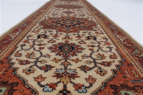 Serapi White Runner Hand Knotted 26 X 1310 Area Rug 250-25292 Image 1