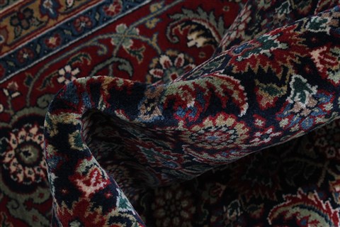Herati Brown Hand Knotted 90 X 122 Area Rug 250-25319 Image 14