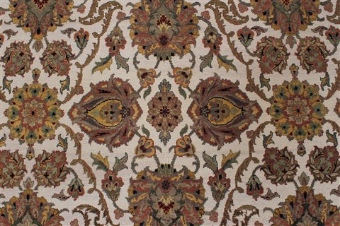 Agra Beige Hand Knotted 90 X 120 Area Rug 250-25320 Image 6