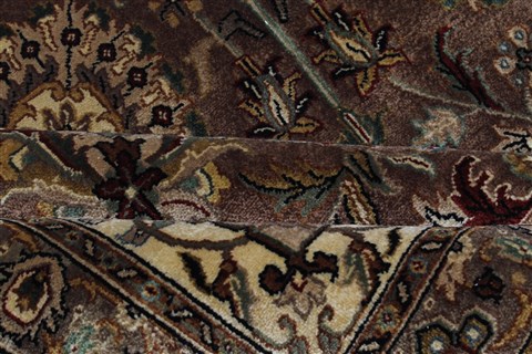 Tabriz Beige Hand Knotted 90 X 122 Area Rug 250-25321 Image 1