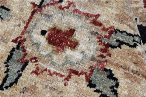 Chobi Beige Hand Knotted 90 X 118 Area Rug 250-25333 Image 10