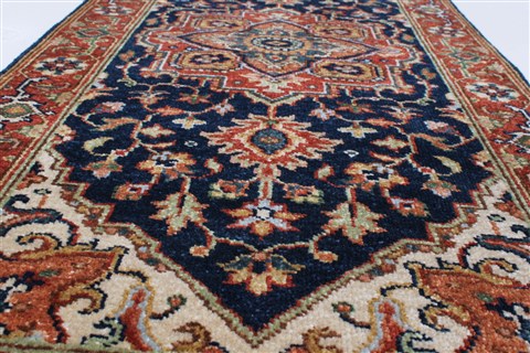 Serapi Blue Hand Knotted 20 X 40 Area Rug 250-25463 Image 2