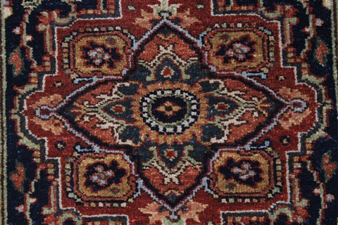 Serapi Blue Hand Knotted 20 X 40 Area Rug 250-25463 Image 4