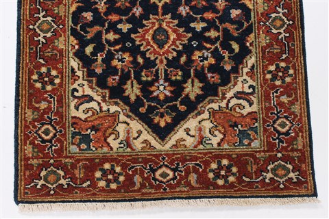 Serapi Blue Hand Knotted 20 X 40 Area Rug 250-25463 Image 5