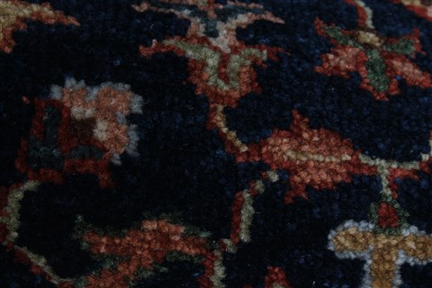 Serapi Blue Hand Knotted 20 X 40 Area Rug 250-25463 Image 7