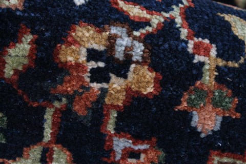 Serapi Blue Hand Knotted 20 X 40 Area Rug 250-25463 Image 9