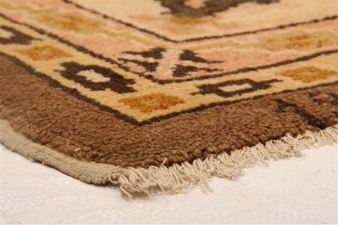 Tabriz Beige Hand Knotted 66 X 94 Area Rug 100-25520 Image 8