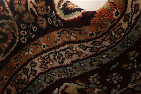 Kashan Red Round Hand Knotted 711 X 711  Area Rug 253-25552 Image 2