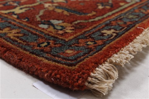 Serapi Beige Hand Knotted 61 X 811 Area Rug 250-25585 Image 5