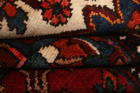 Bakhtiar Red Hand Knotted 120 X 151 Area Rug 100-25601 Image 6