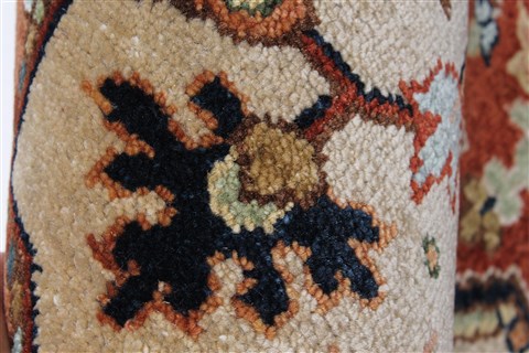 Serapi Beige Hand Knotted 30 X 53 Area Rug 250-25642 Image 9