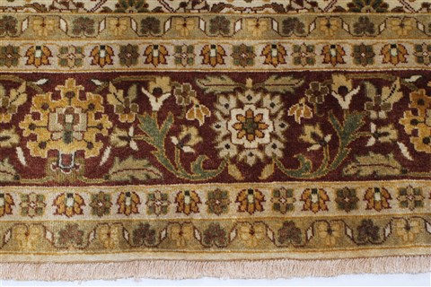 Indo-Persian Beige Hand Knotted 811 X 111 Area Rug 250-25668 Image 3